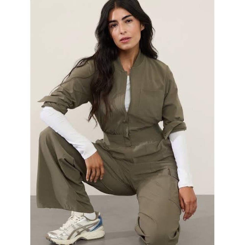 Athleta‎ Brooklyn Heights Jumpsuit Womens 2 Olive Green Excellent Utility Cargo